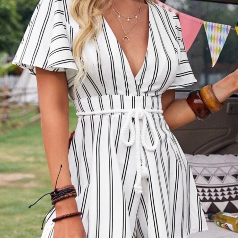SHEIN Butterfly Sleeve Self Belted Striped Romper